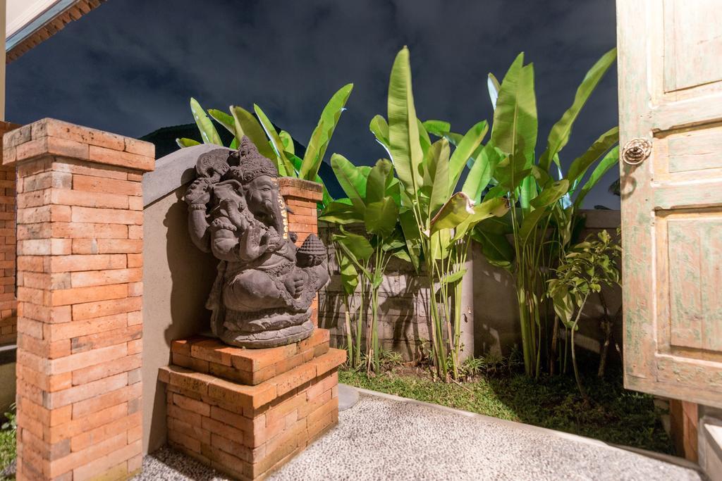 Umah Dangin Guest House Ubud Exteriör bild