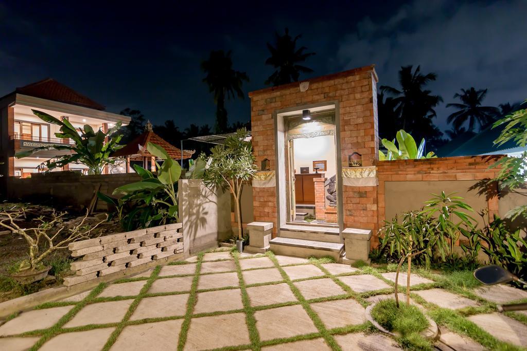Umah Dangin Guest House Ubud Exteriör bild